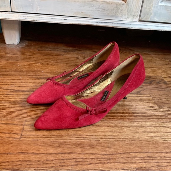 Anthropologie 40 9 Red Brass Tipped Kitten Heels - Picture 2 of 7